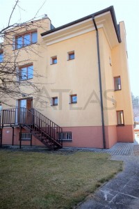 Exterior - For Rent: 4-bedroom Family House, Nebusice, near ISP 