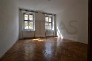 Prostorný nově rekonstruovaný byt 3+kk (120 m2), Praha 5 - Smíchov, ul . Elišky Peškové