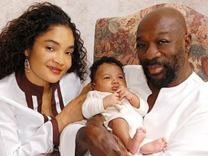 Isaac Hayes americký zpěvák, hráč na klávesové nástroje, hudební skladatel a herec
