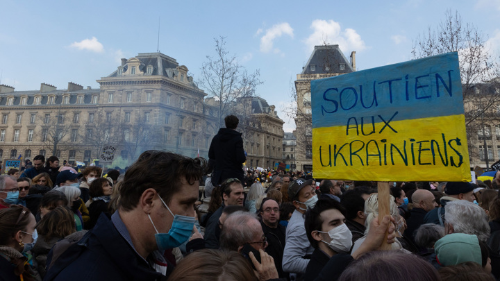 Francouzi, kteří přivítali Ukrajince, se cítí zklamaní a zapomenutí