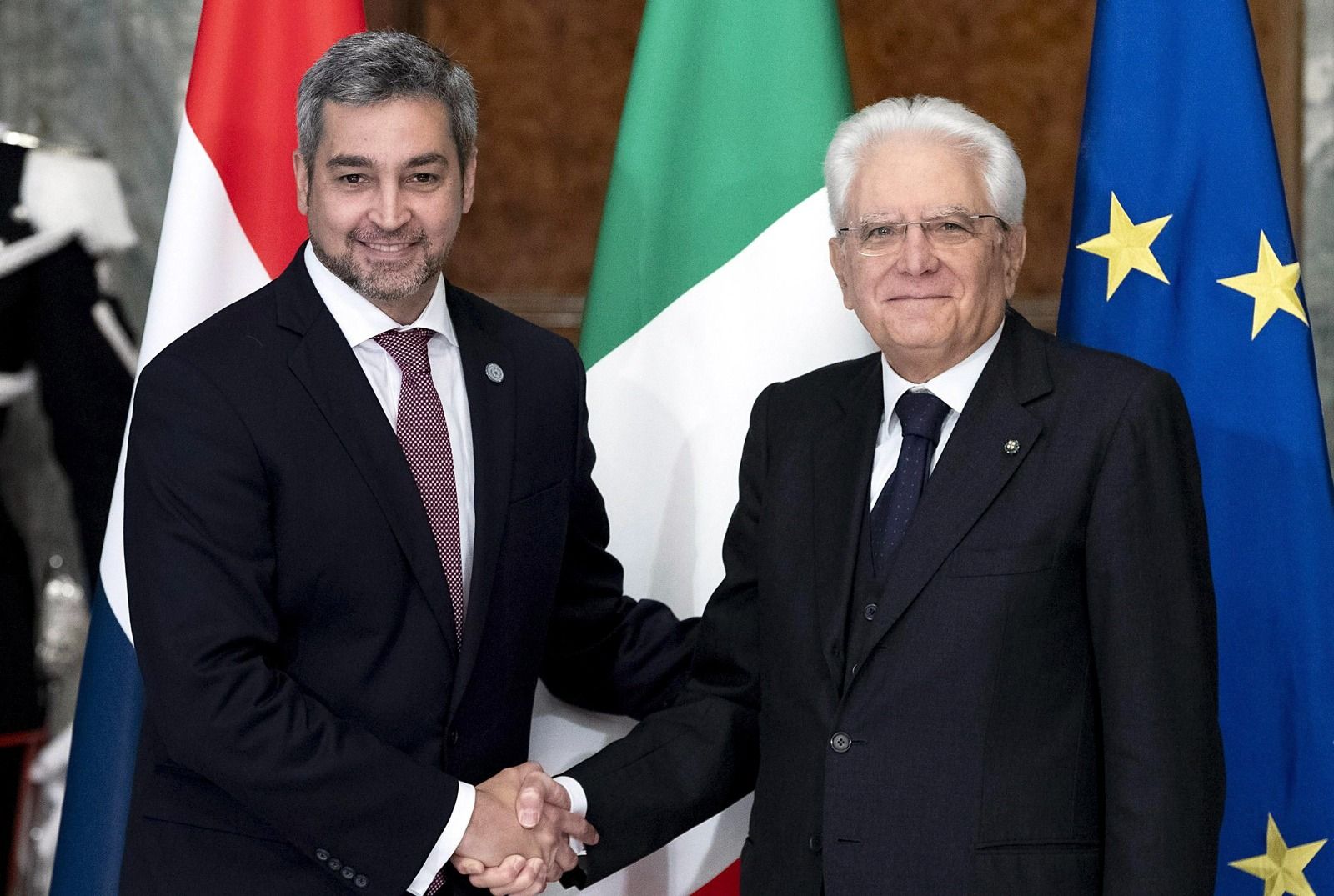 Italský prezident Sergio Mattarella a Prezident Paraguaye Mario Abdo Benítez